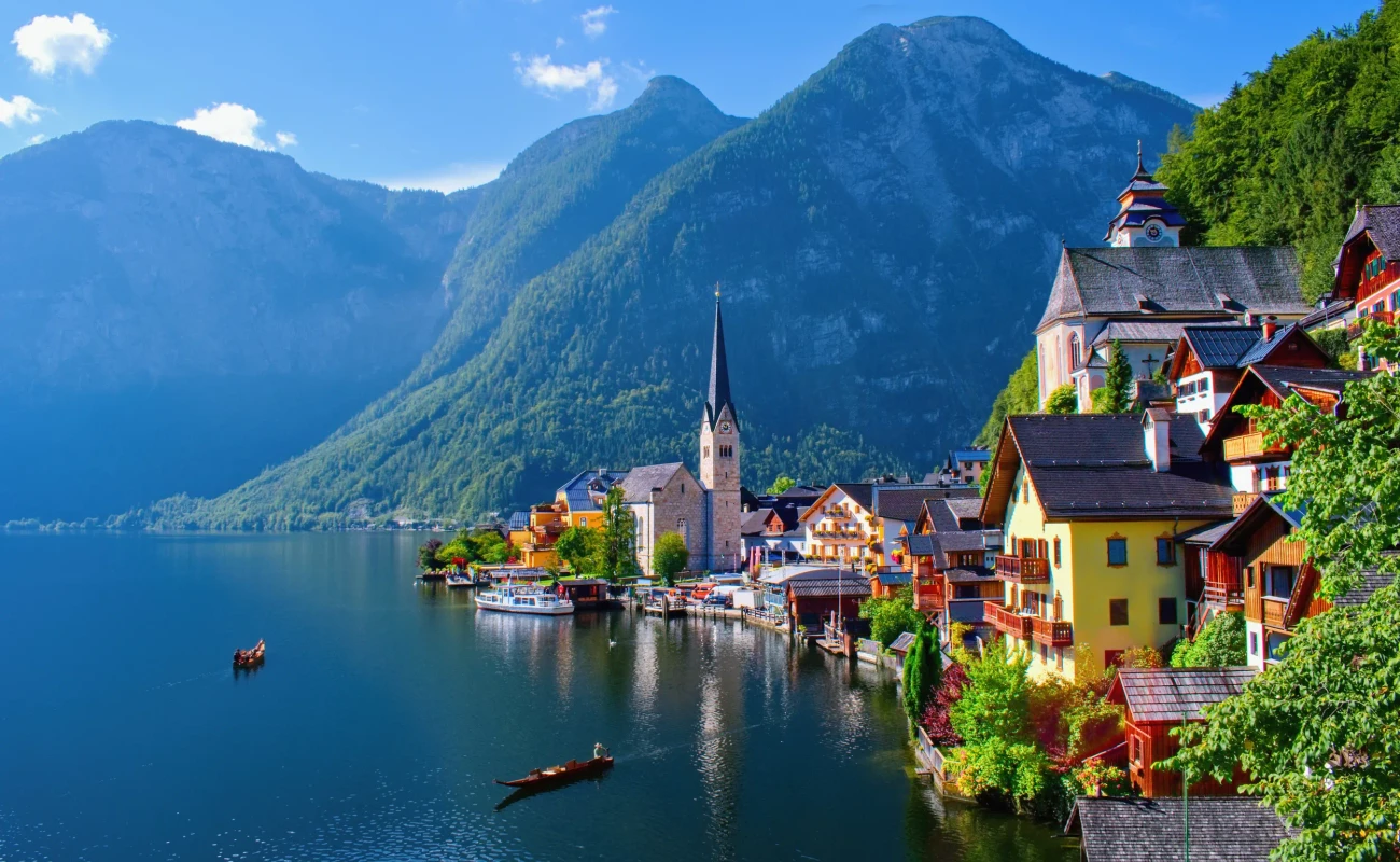 Hallstatt, Austria - beautiful view on the famous Austrian Alpine town.